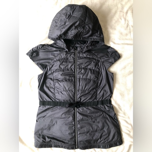 Lululemon black Wunder Puff puffer vest size 6 - Picture 1 of 2